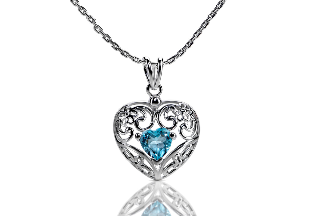 Heart-Shaped Pendant in Sterling Silver 925 with Synthetic Stone