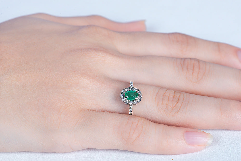 Handcrafted Natural Emerald Rings Online – Zanvari