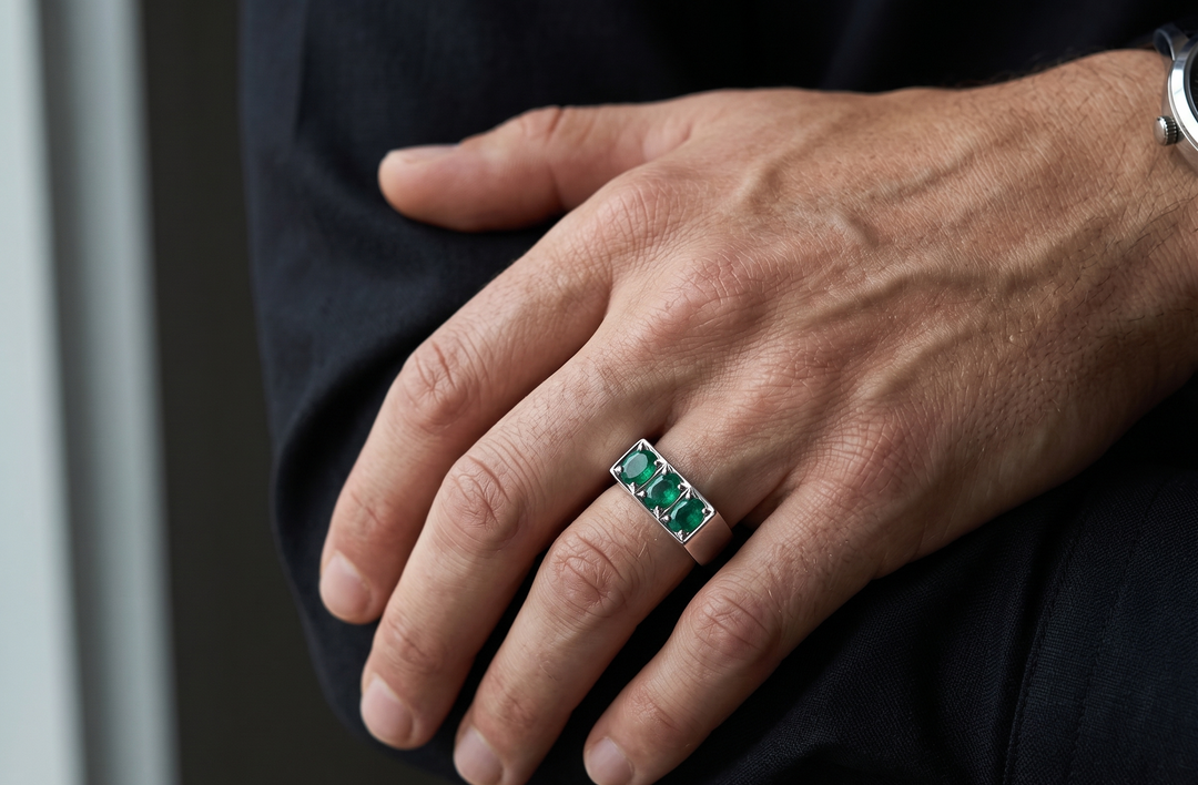 Men’s sterling silver ring with natural emerald stone