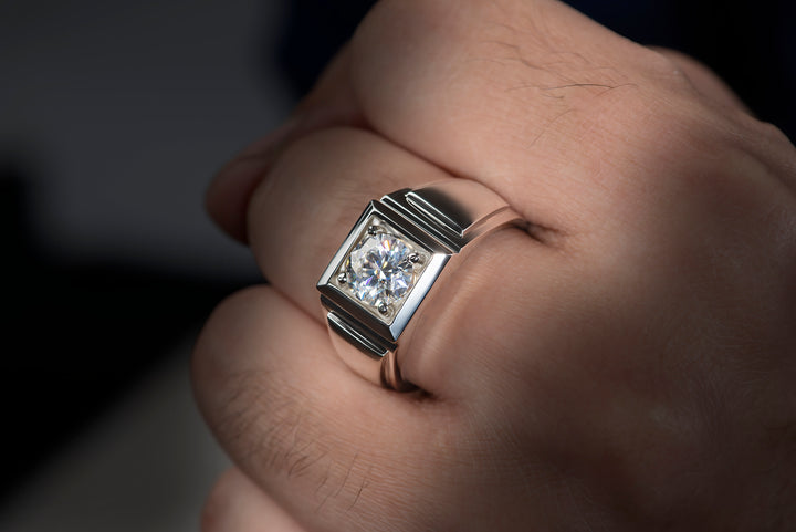 Model wearing moissanite ring in 925 silver 