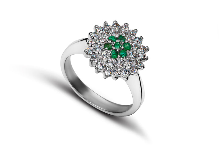 Emerald and Zirconia Ring in Sterling Silver 925 - Luxurious and Eye-catching